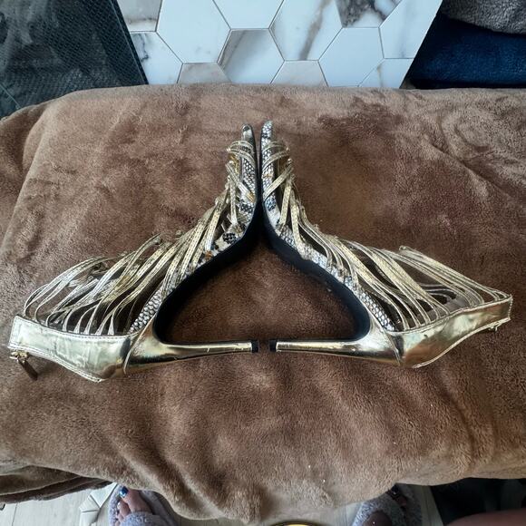 Bebe Women’s Gold/Snakeprint Stilettos High Heels Sandals Size 8 Strappy - Picture 8 of 11